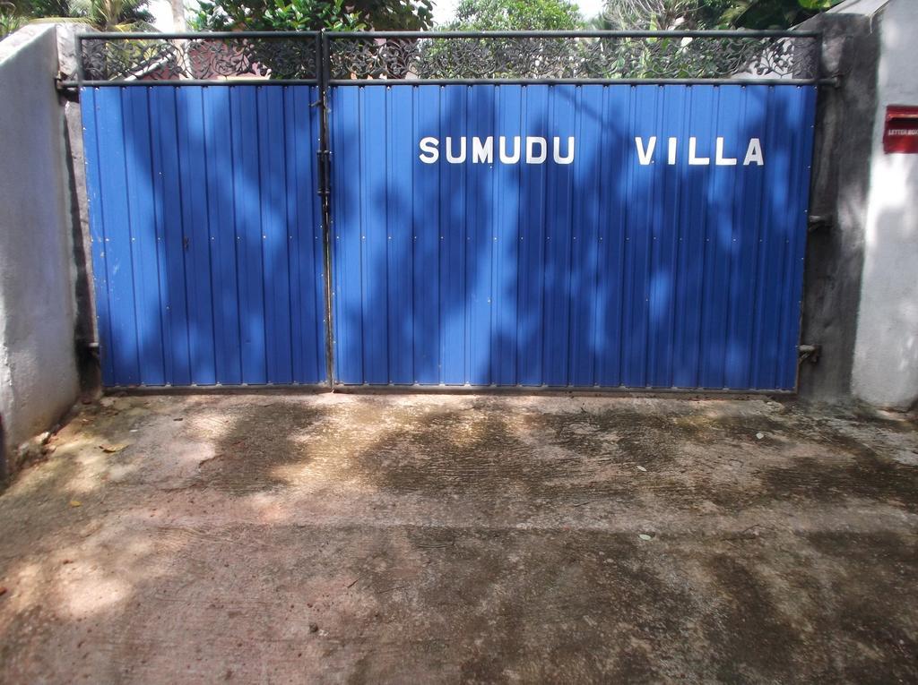 Sumudu Villa Hikkaduwa Bagian luar foto